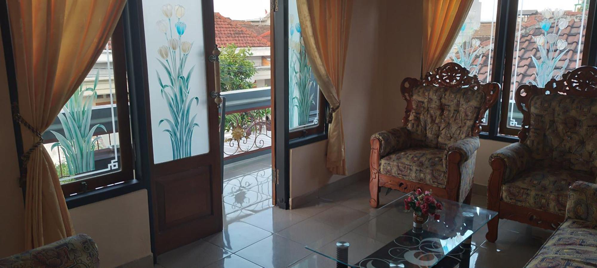 New Kami Homestay Banyuwangi  Exterior photo