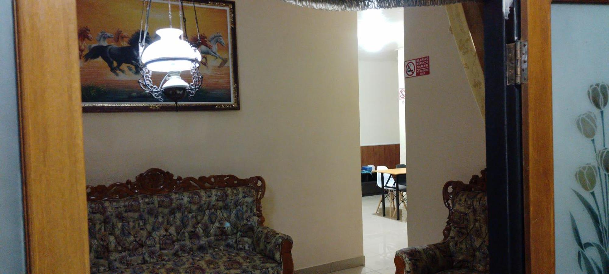 New Kami Homestay Banyuwangi  Exterior photo